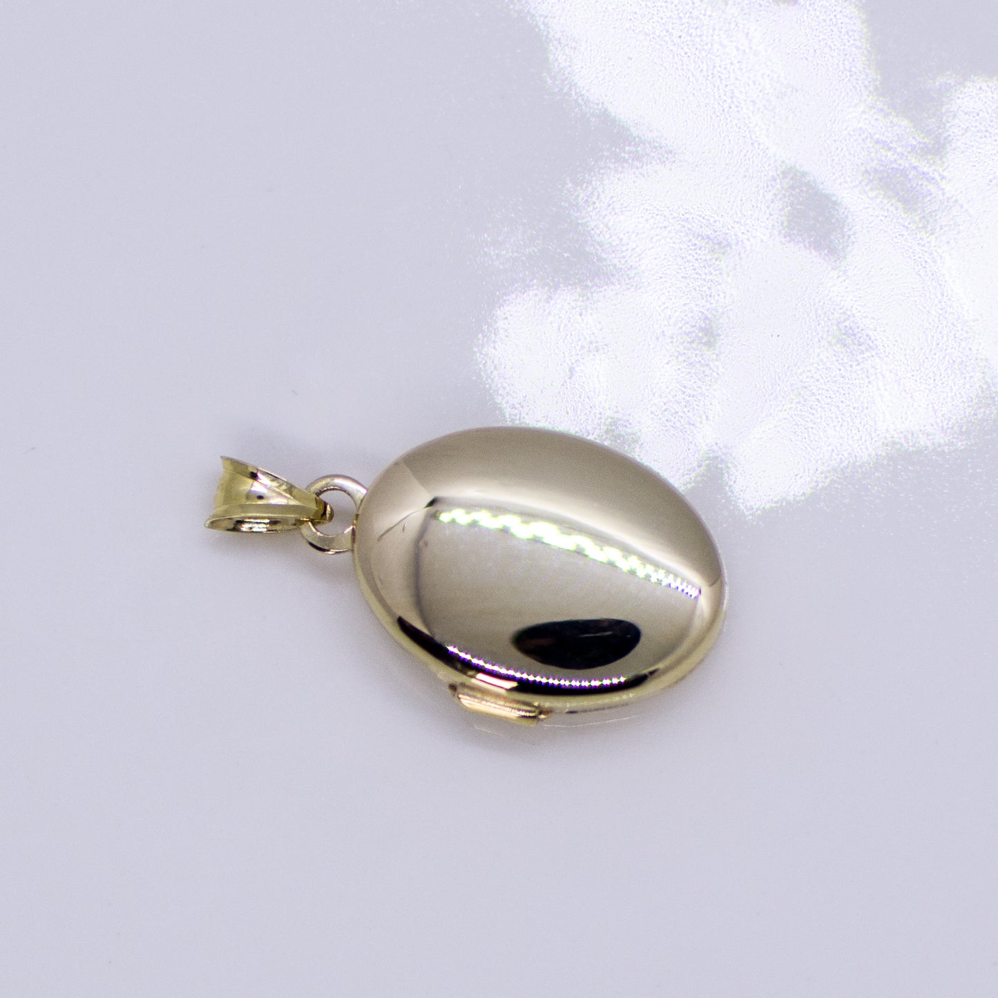 9ct Gold Oval Locket and Chain - John Ross Jewellers