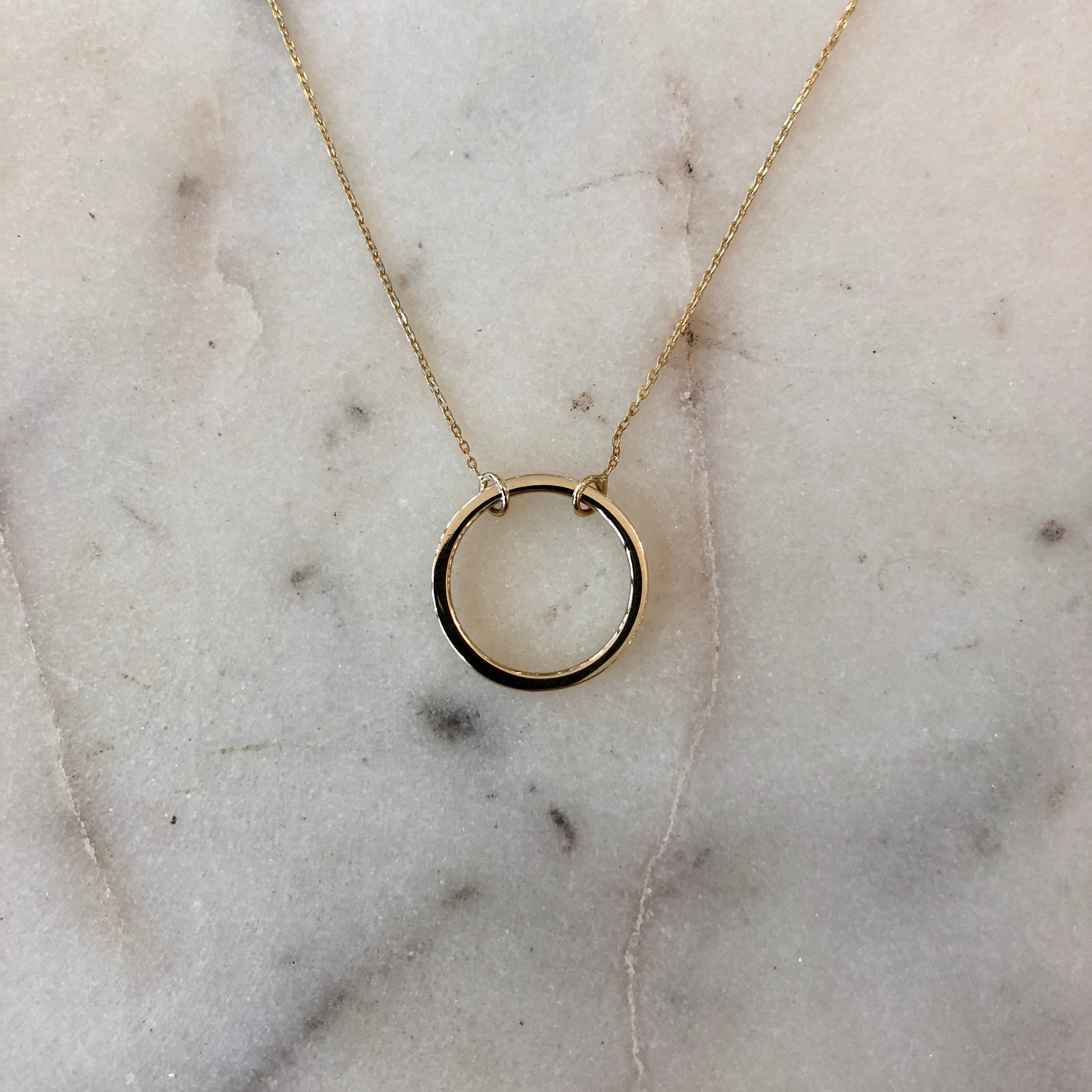 9ct Gold Open Circle Pendant - John Ross Jewellers