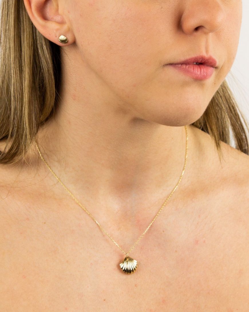 9ct Gold Shell Necklace - John Ross Jewellers