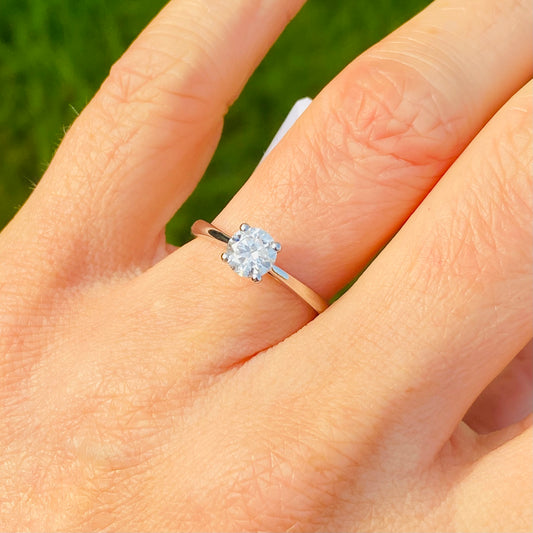Platinum 0.75ct FG SI2 Four Claw Diamond Solitaire Ring - Non Certified