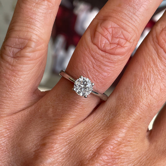 Platinum 1.00ct FG SI3 Four Claw Diamond Solitaire Ring - Non Certified