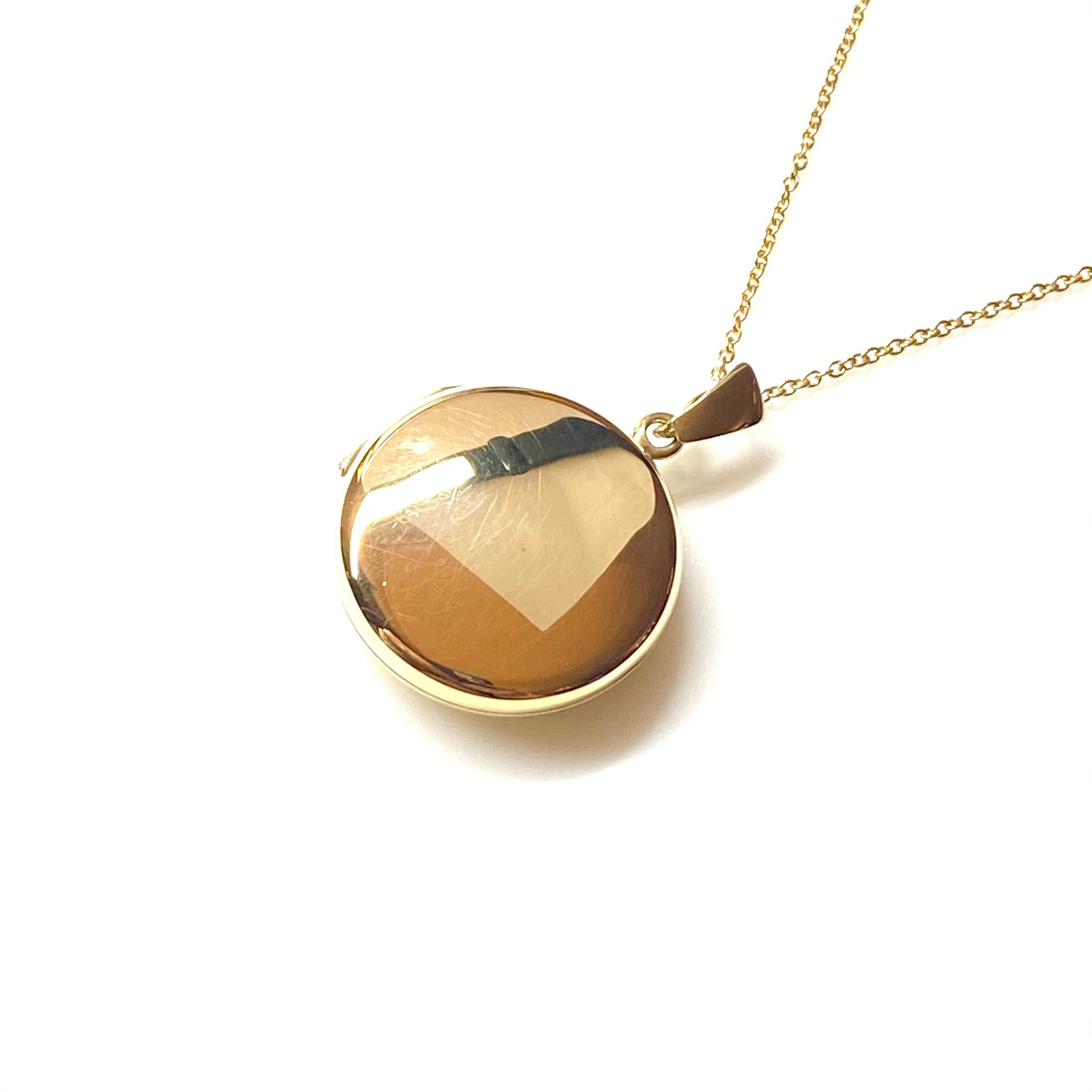 9ct Gold Round Polished Locket Necklace - John Ross Jewellers