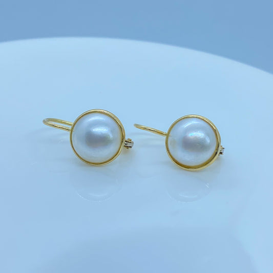 18ct Gold Mabé Pearl Drop Earrings - John Ross Jewellers