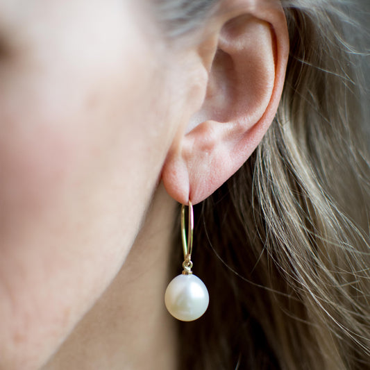 18ct Gold Cultured Freshwater Pearl Drop Earrings - John Ross Jewellers