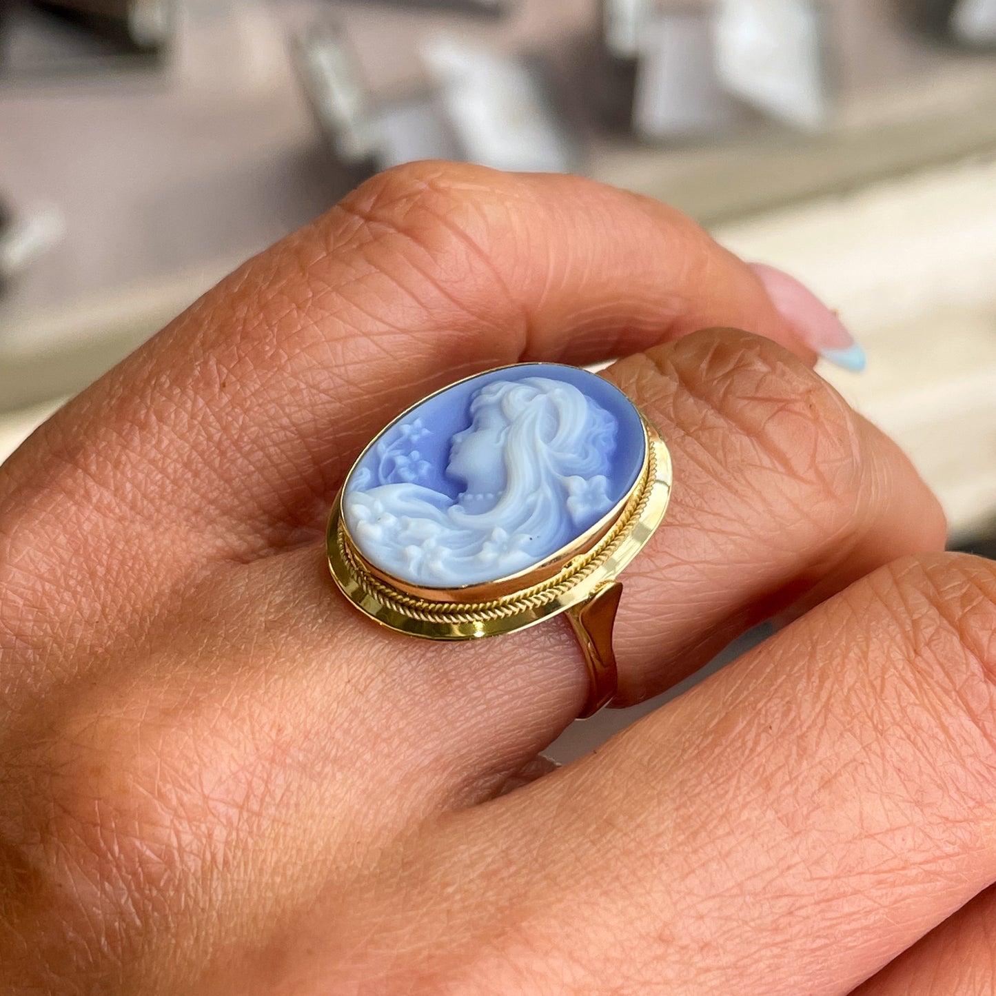 18ct Gold Blue Agate Cameo Ring - Lady - John Ross Jewellers