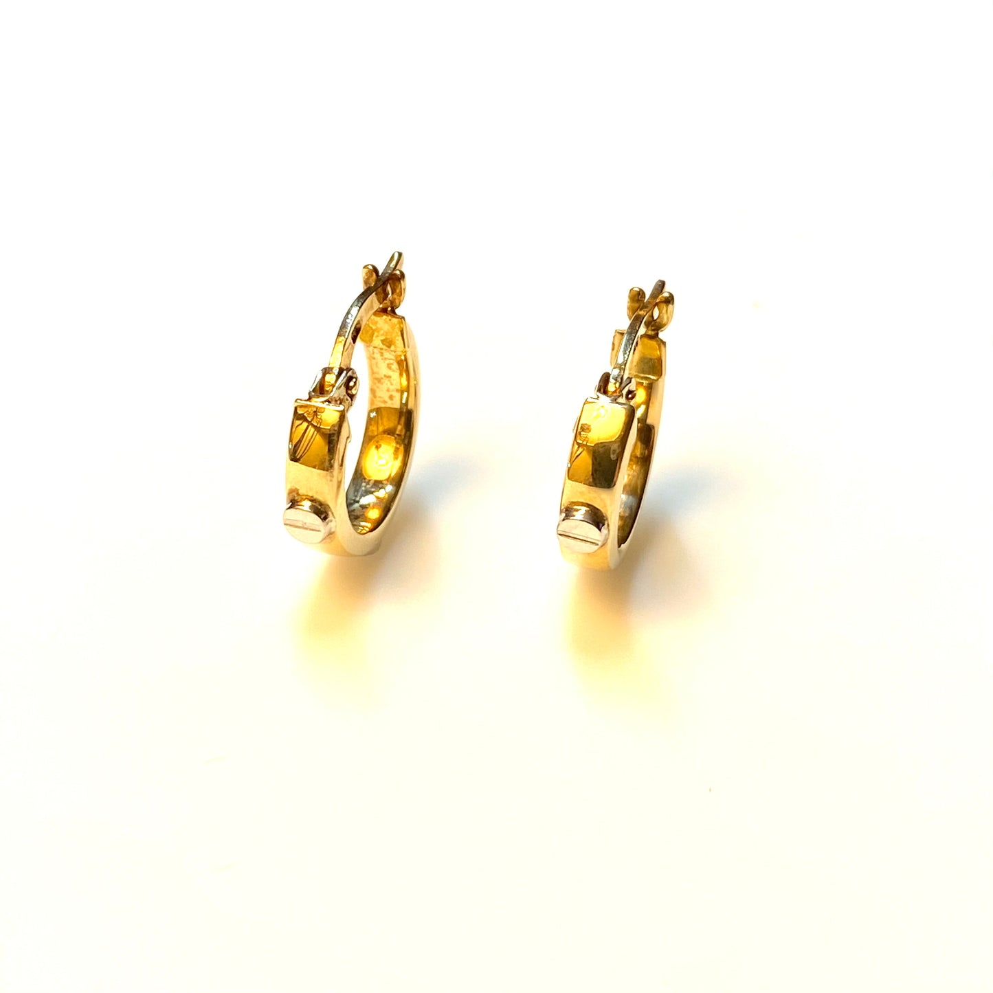 9ct Gold Hoop Earrings with Screw Design - John Ross Jewellers