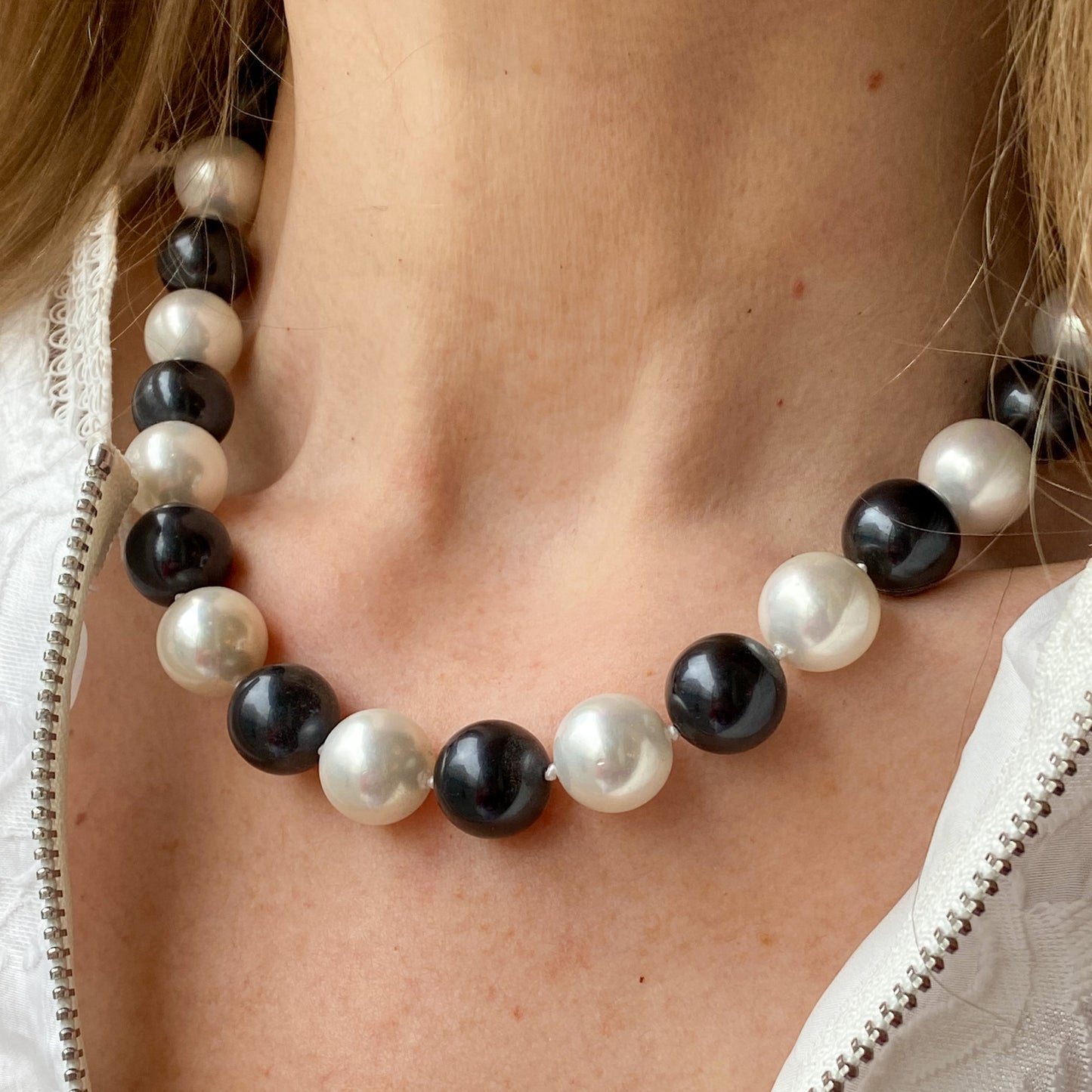 Silver Black & White Simulated Pearl Necklace - John Ross Jewellers