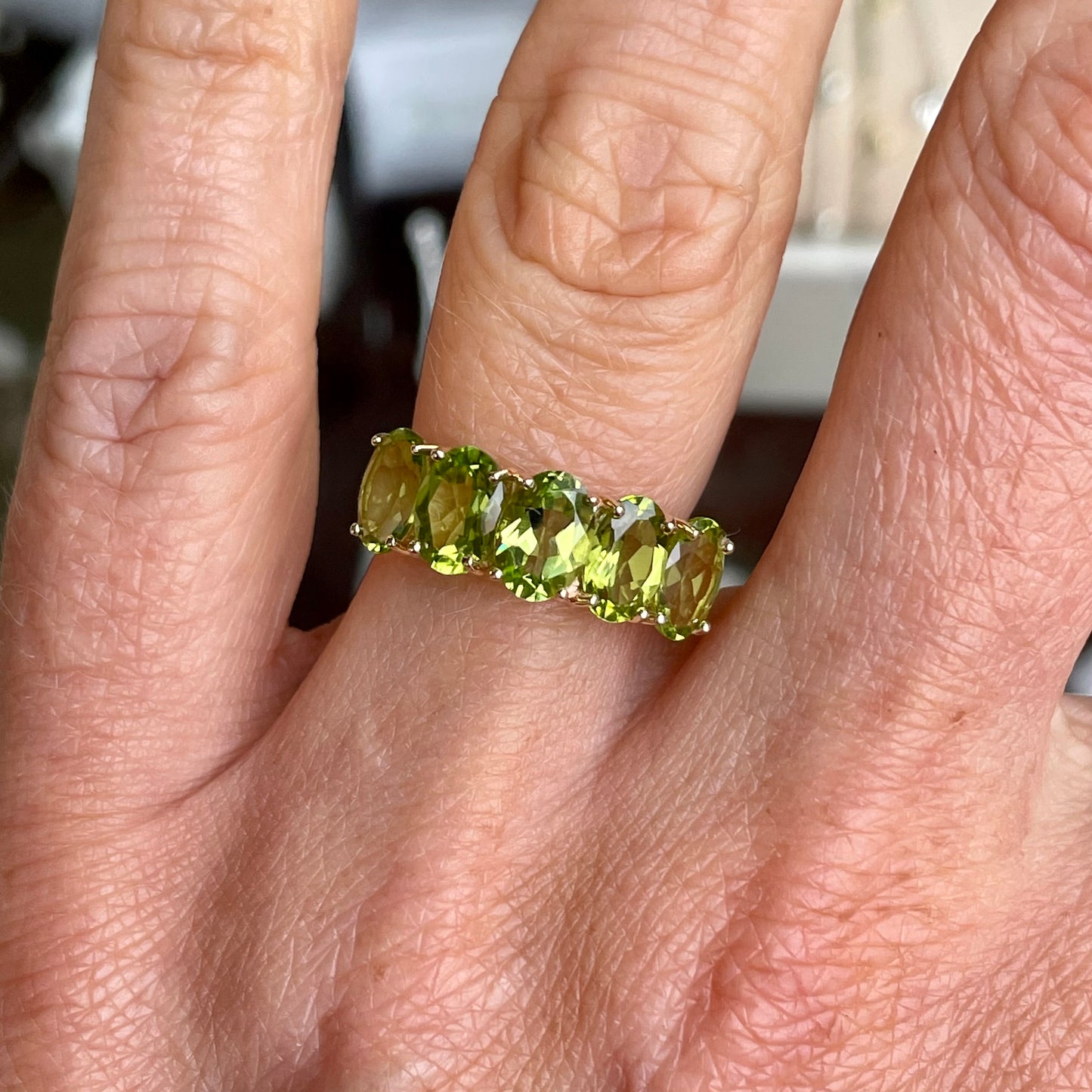 9ct Gold Peridot Stepped Ring - John Ross Jewellers