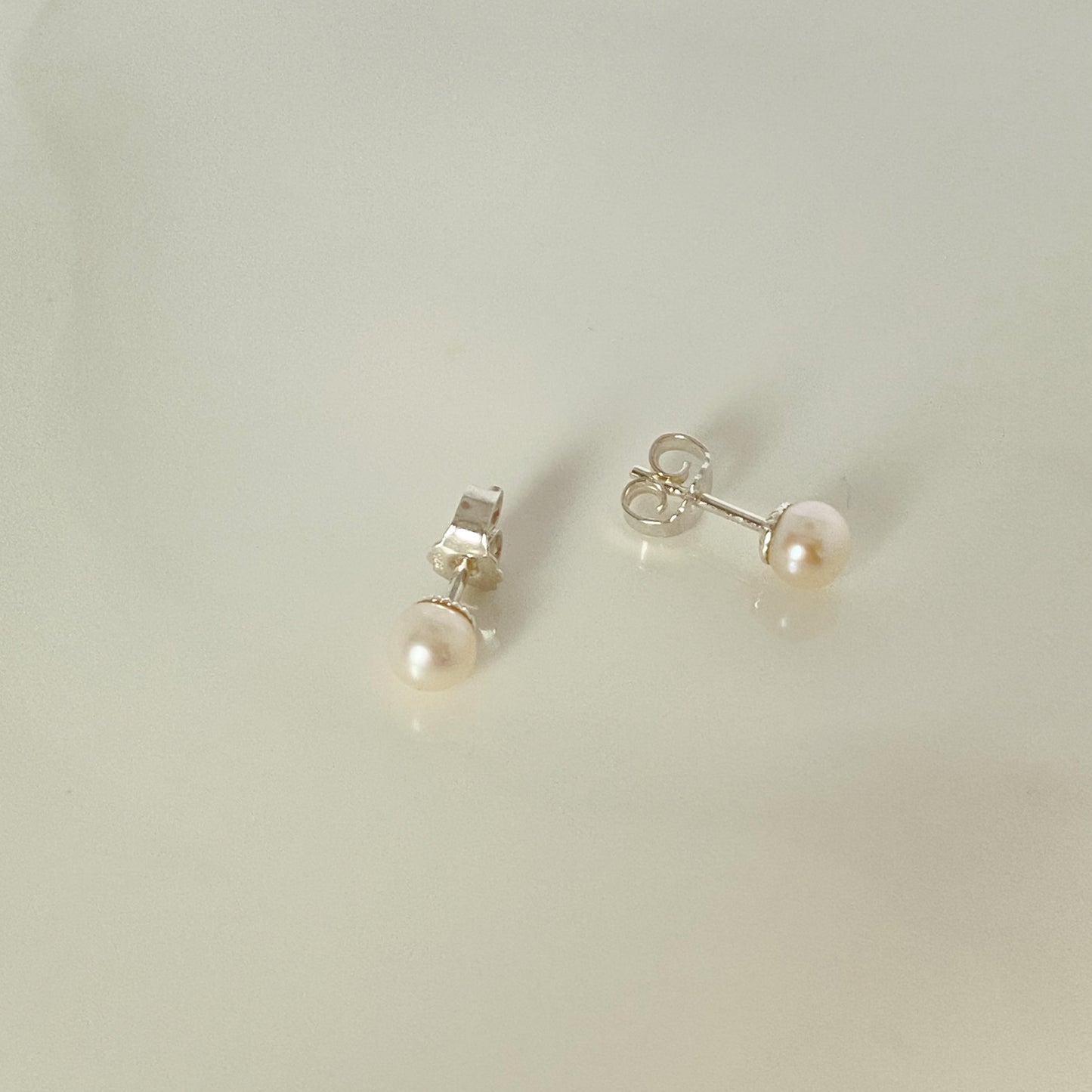 Silver Freshwater Pearl Stud Earrings | 5-6mm - John Ross Jewellers