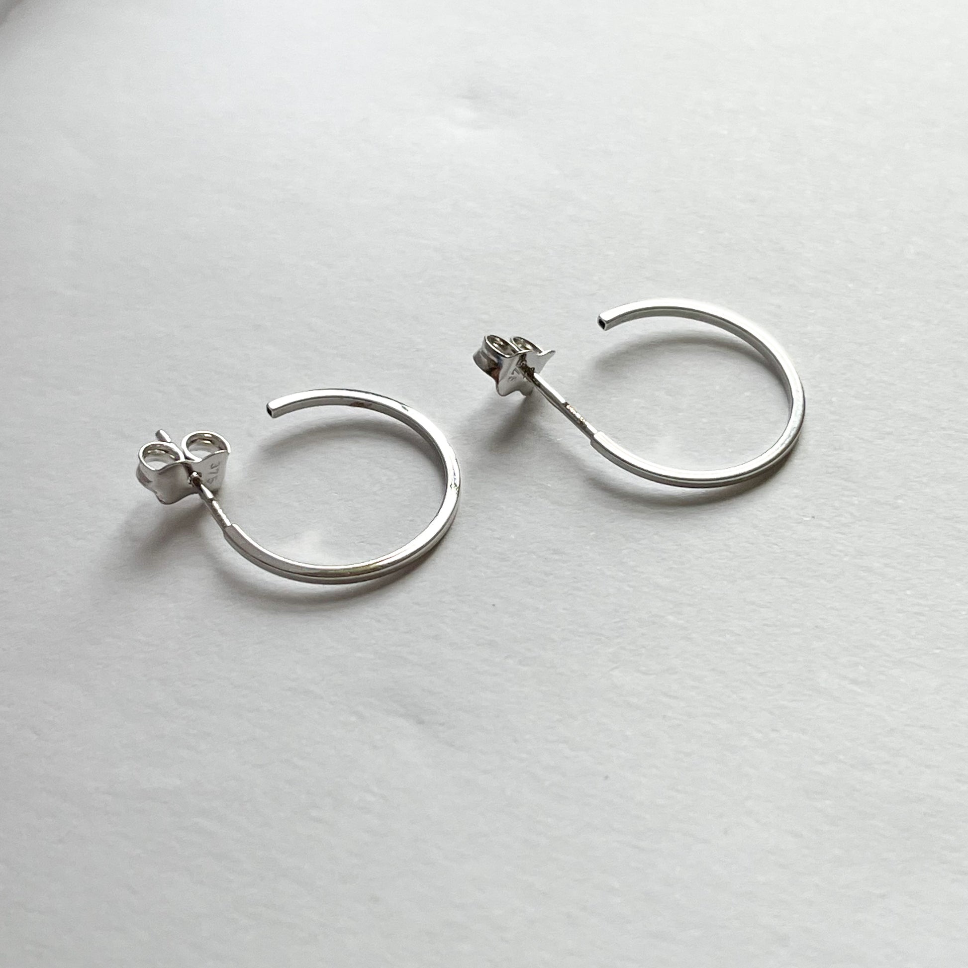 9ct White Gold Extra Skinny Hoop Earrings | 16mm - John Ross Jewellers