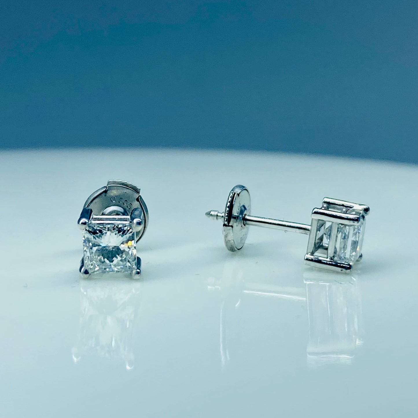 14ct White Gold Diamond Solitaire Stud Earrings - 1ct - John Ross Jewellers