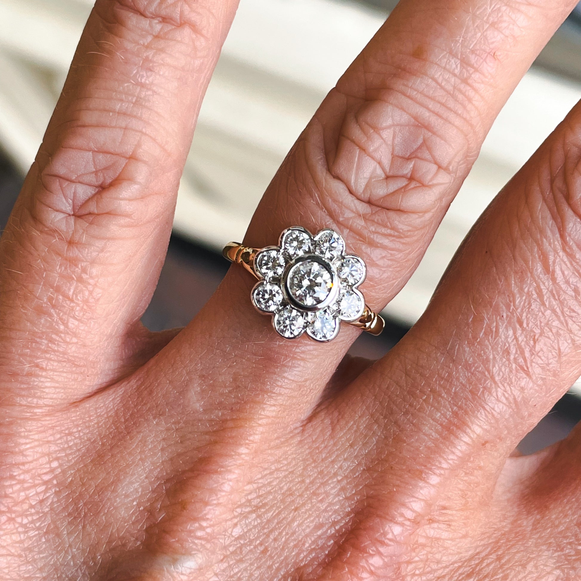 18ct Gold 1ct Diamond Flower Cluster Ring John Ross Jewellers