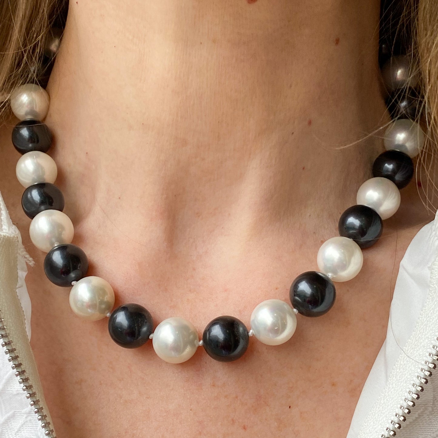 Silver Black & White Simulated Pearl Necklace - John Ross Jewellers