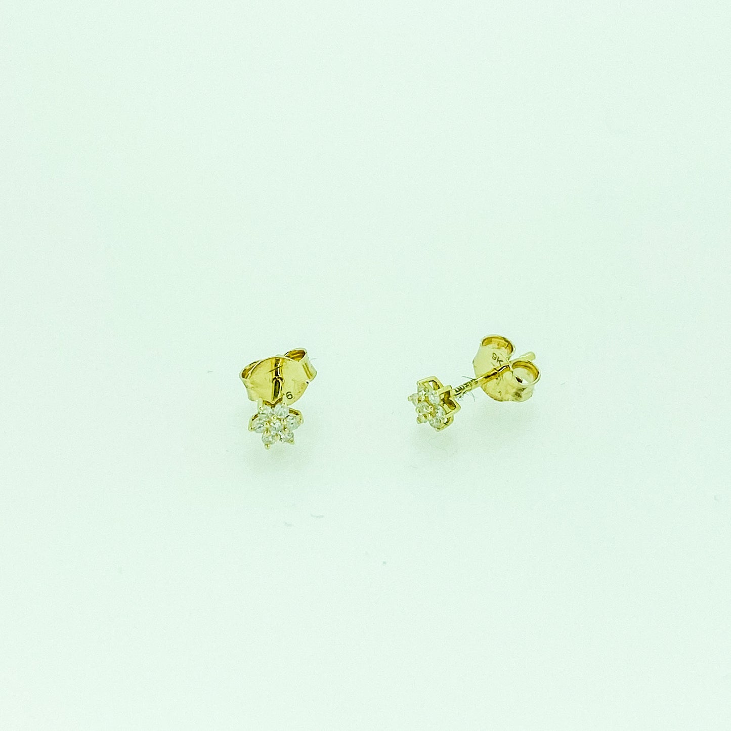 9ct Gold Star Diamond Stud Earrings | 0.13ct - John Ross Jewellers