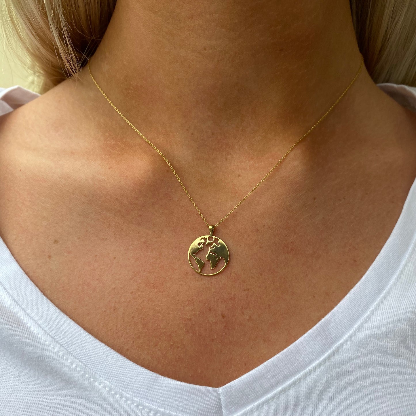 9ct Gold World Necklace - John Ross Jewellers