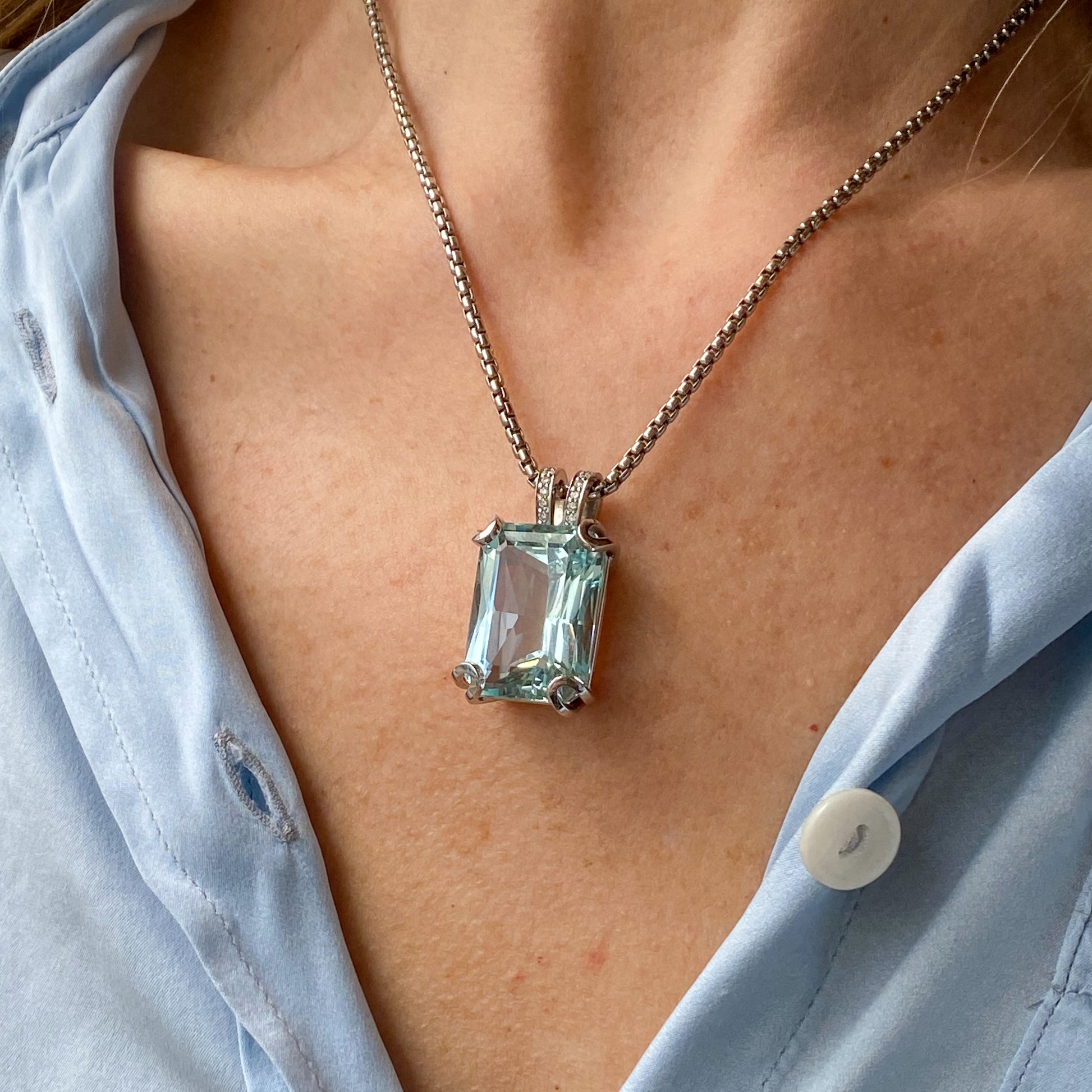 18ct White Gold Aquamarine & Diamond Pendant Necklace - John Ross Jewellers