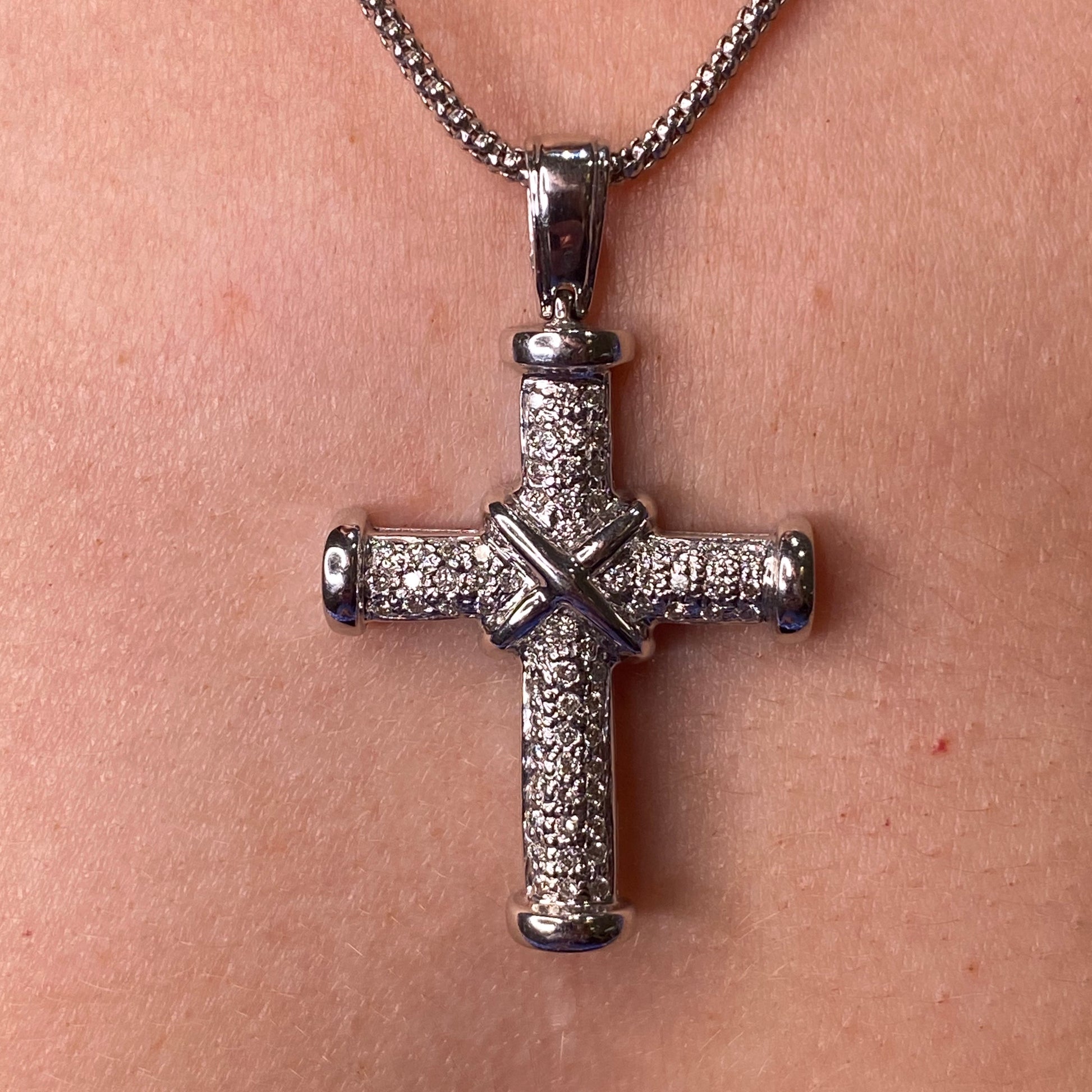 18ct White Gold Diamond Cross & Chain - John Ross Jewellers