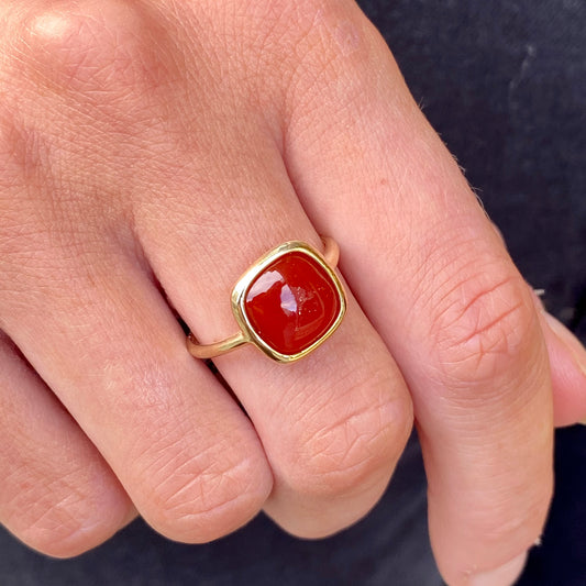 9ct Gold Carnelian Ring - John Ross Jewellers