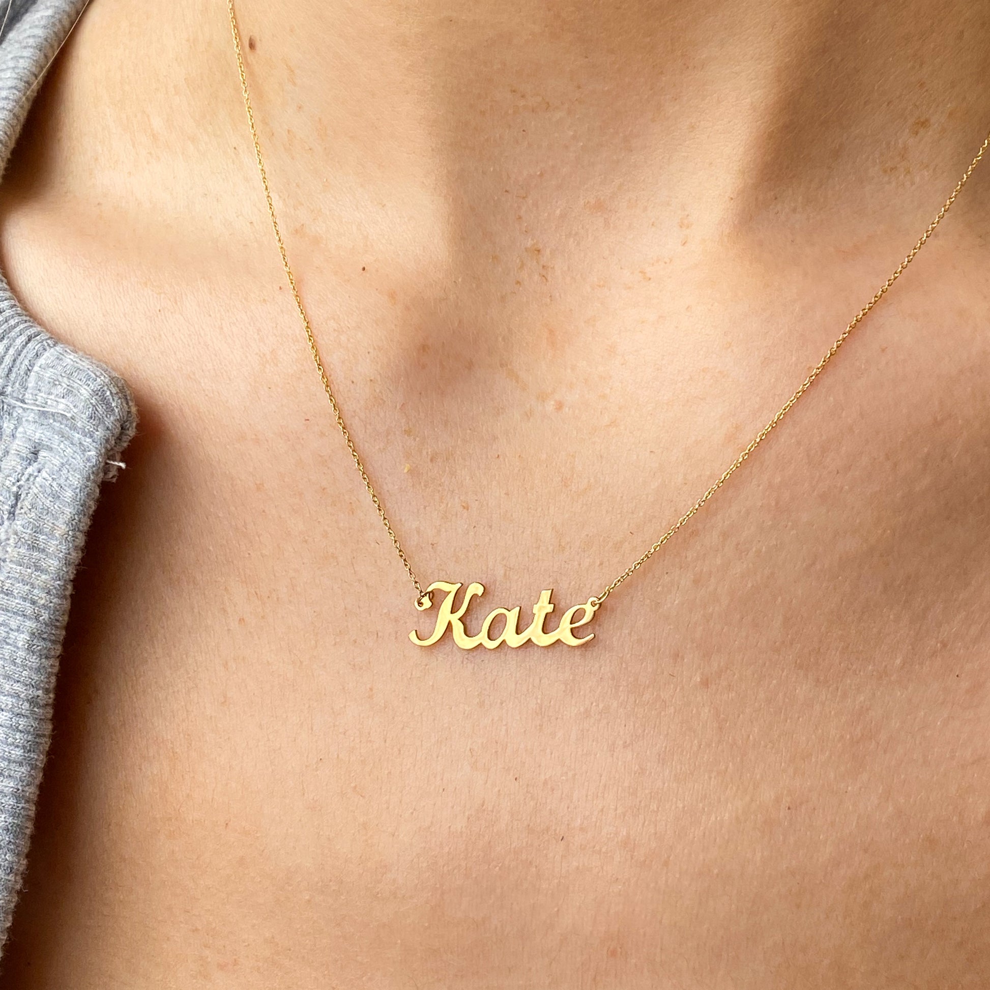 18ct Gold Name Plate Necklace - Main Image