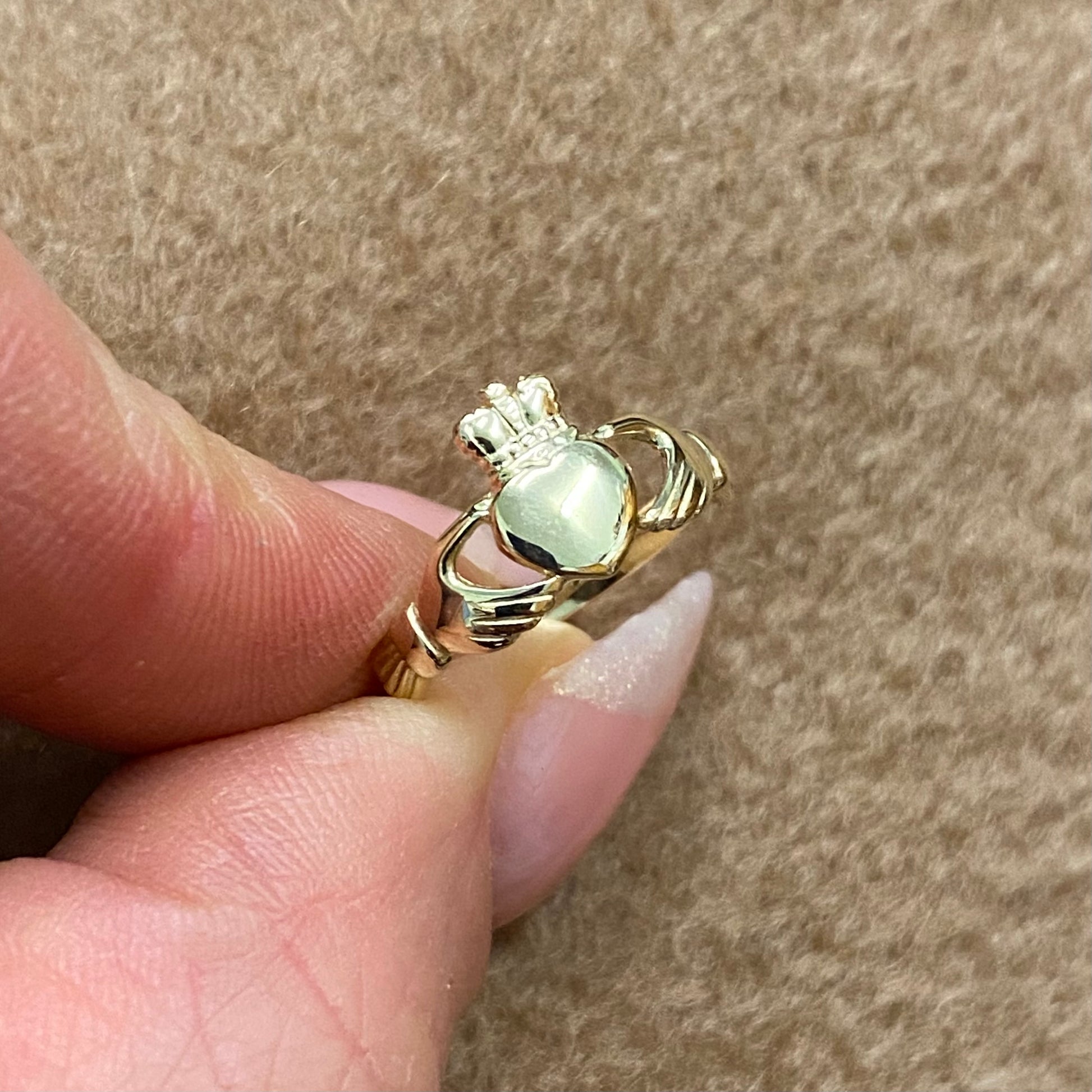 9ct Yellow Gold Claddagh Ring - John Ross Jewellers