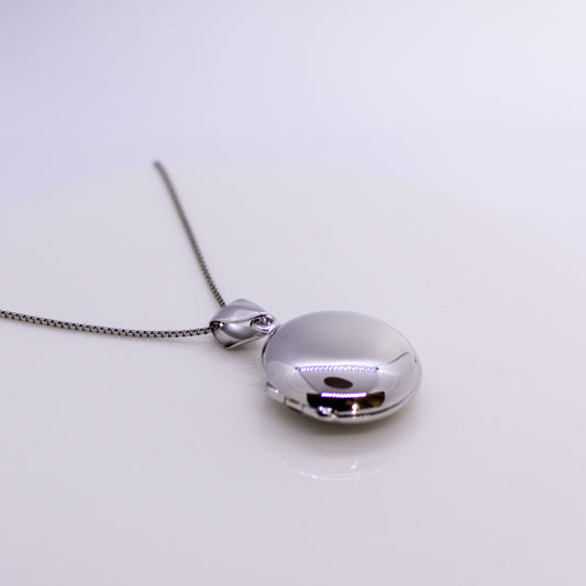 Silver Polished Round Locket and Chain - John Ross Jewellers