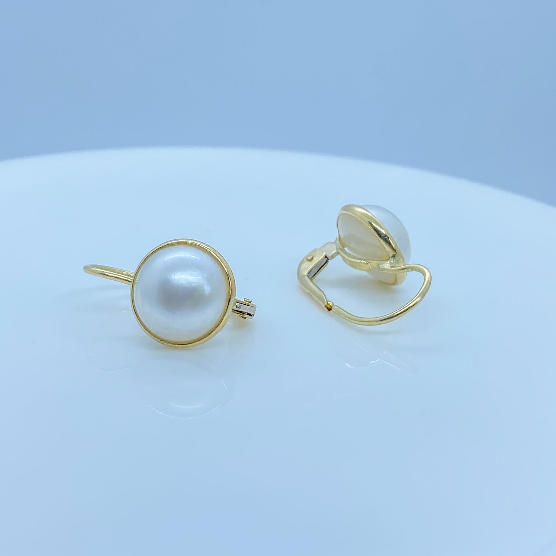 18ct Gold Mabé Pearl Drop Earrings - John Ross Jewellers