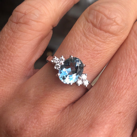 18ct White Gold Aquamarine & Diamond Ring - John Ross Jewellers