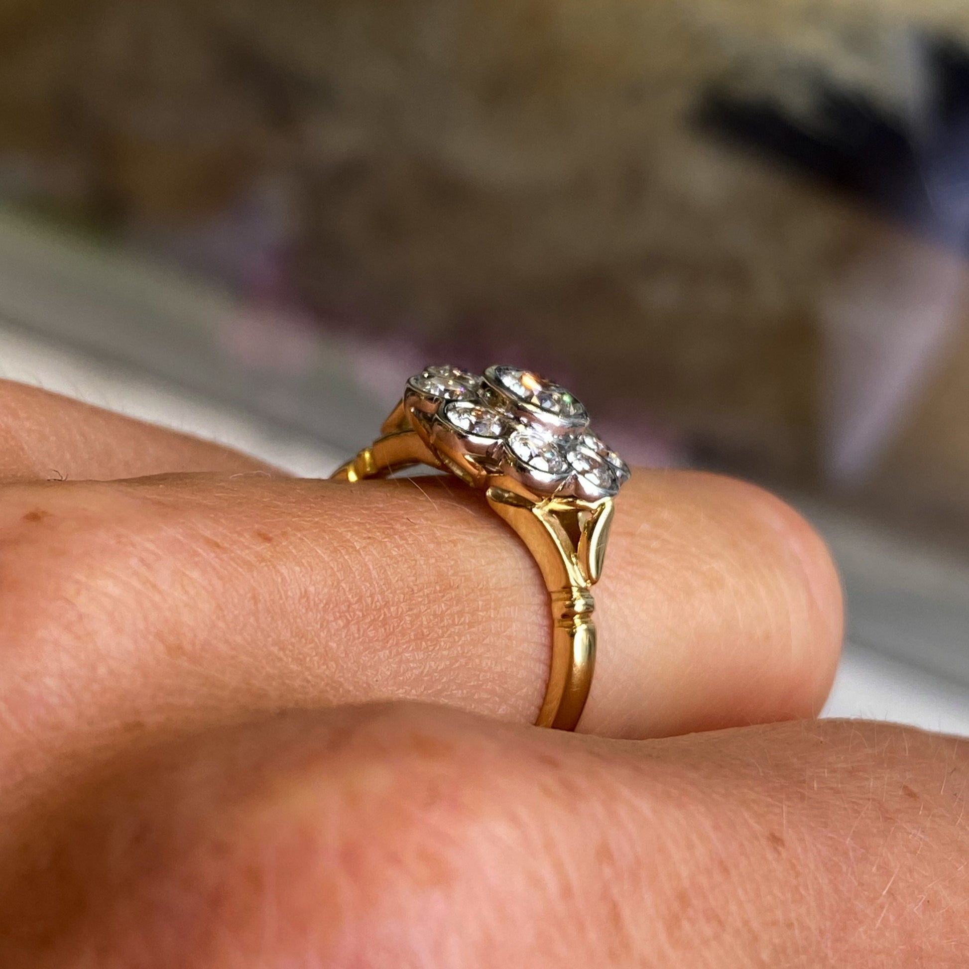 18ct Gold Diamond Flower Cluster Ring