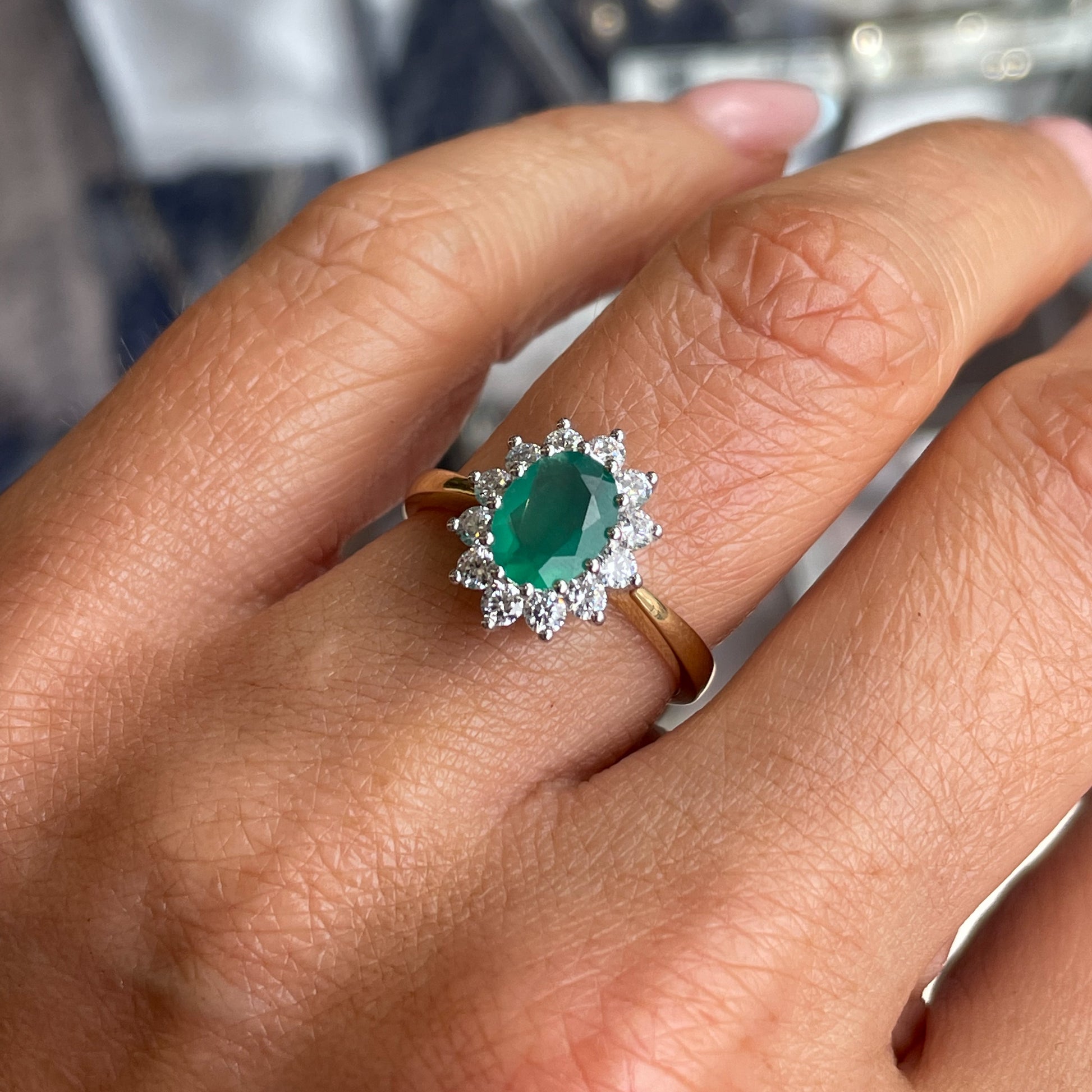 9ct Gold Green Agate & CZ Ring - John Ross Jewellers