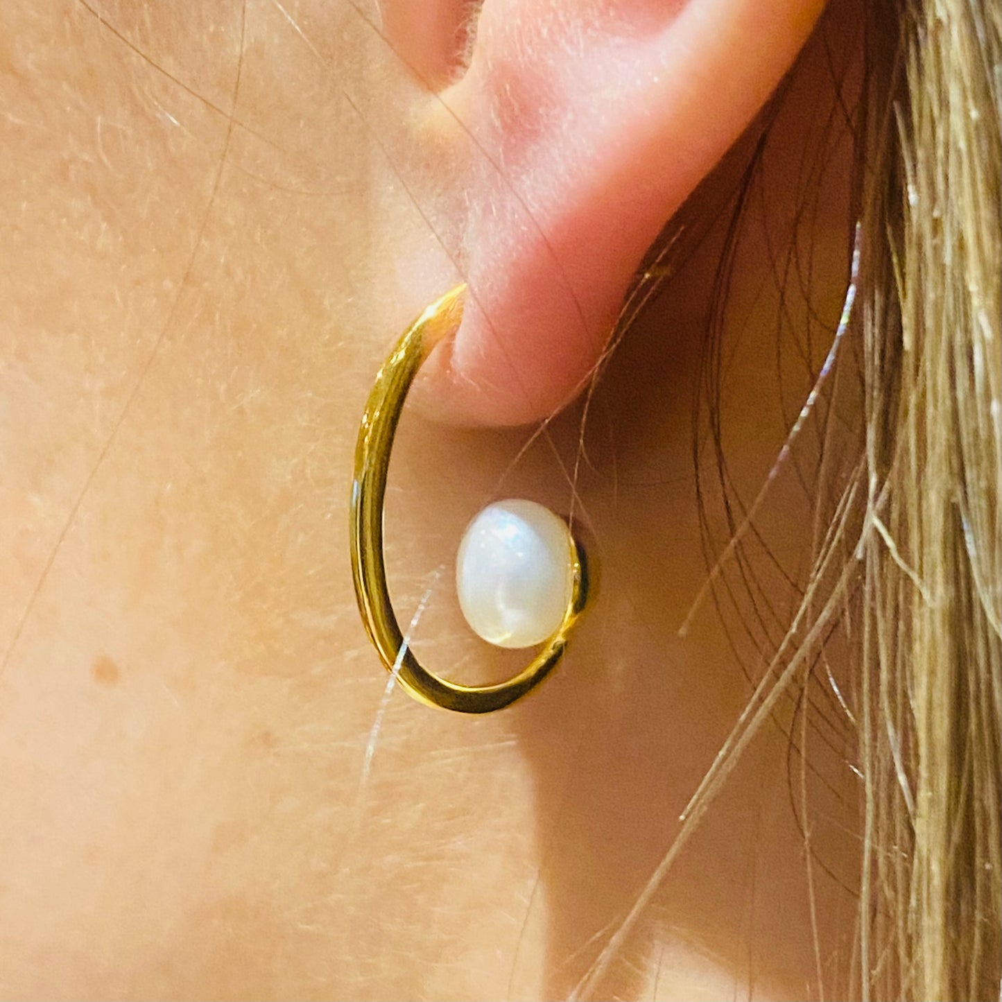 SUNSHINE Pearl Half Hoop Earrings - John Ross Jewellers