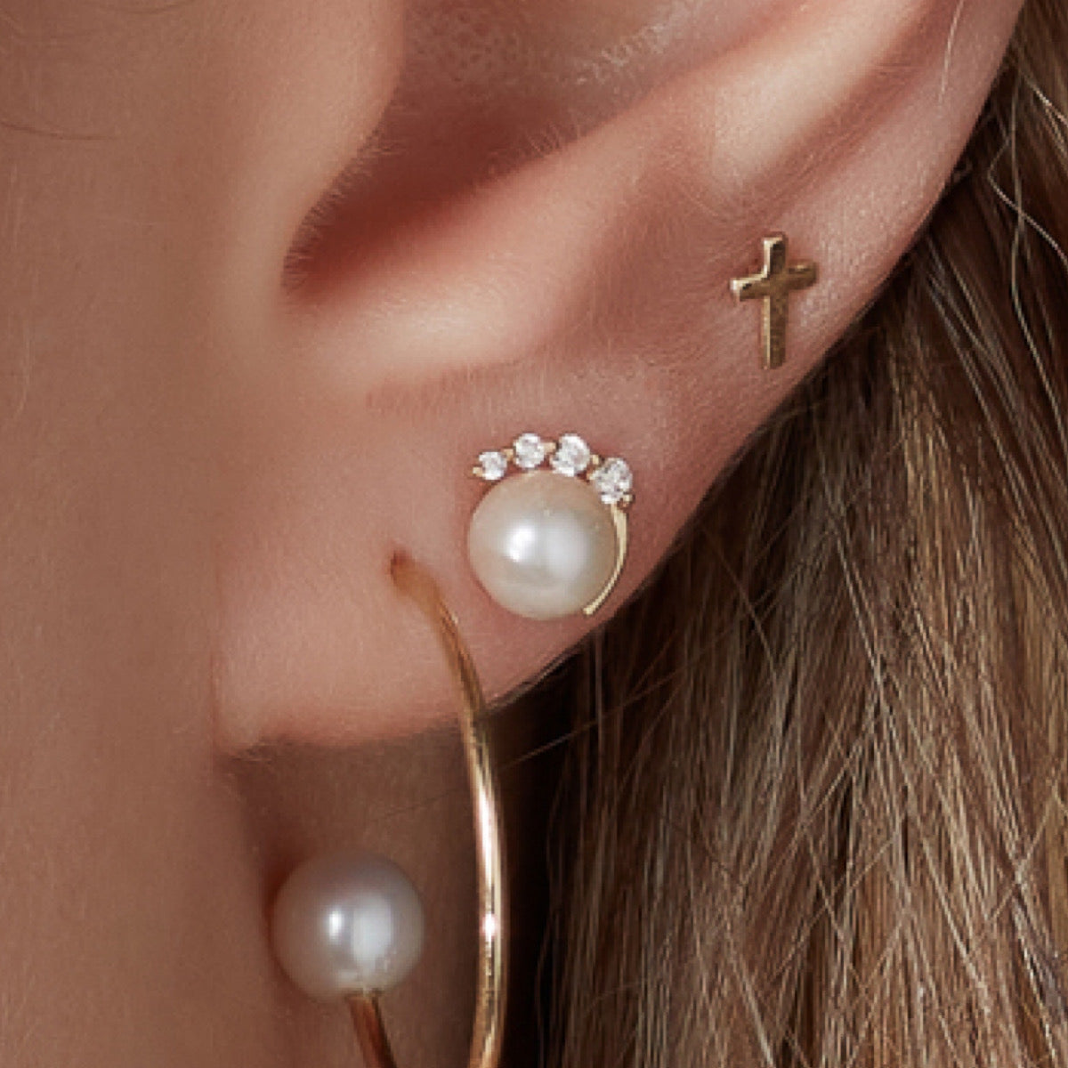 9ct Gold CZ & Pearl Stud Earrings - John Ross Jewellers