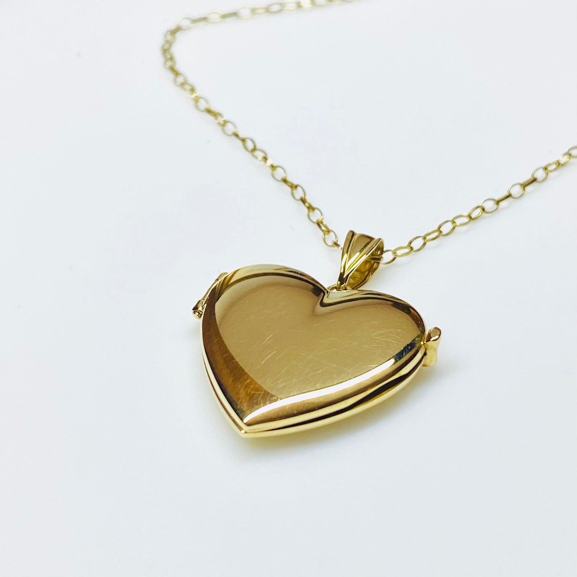 9ct Gold Plain Heart Locket Necklace - John Ross Jewellers