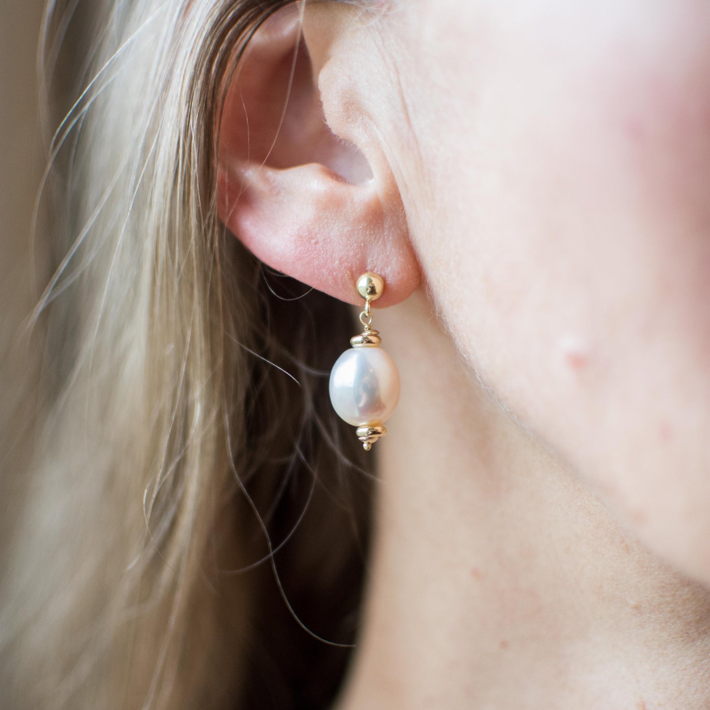 18ct Gold Baroque Pearl Drop Earrings