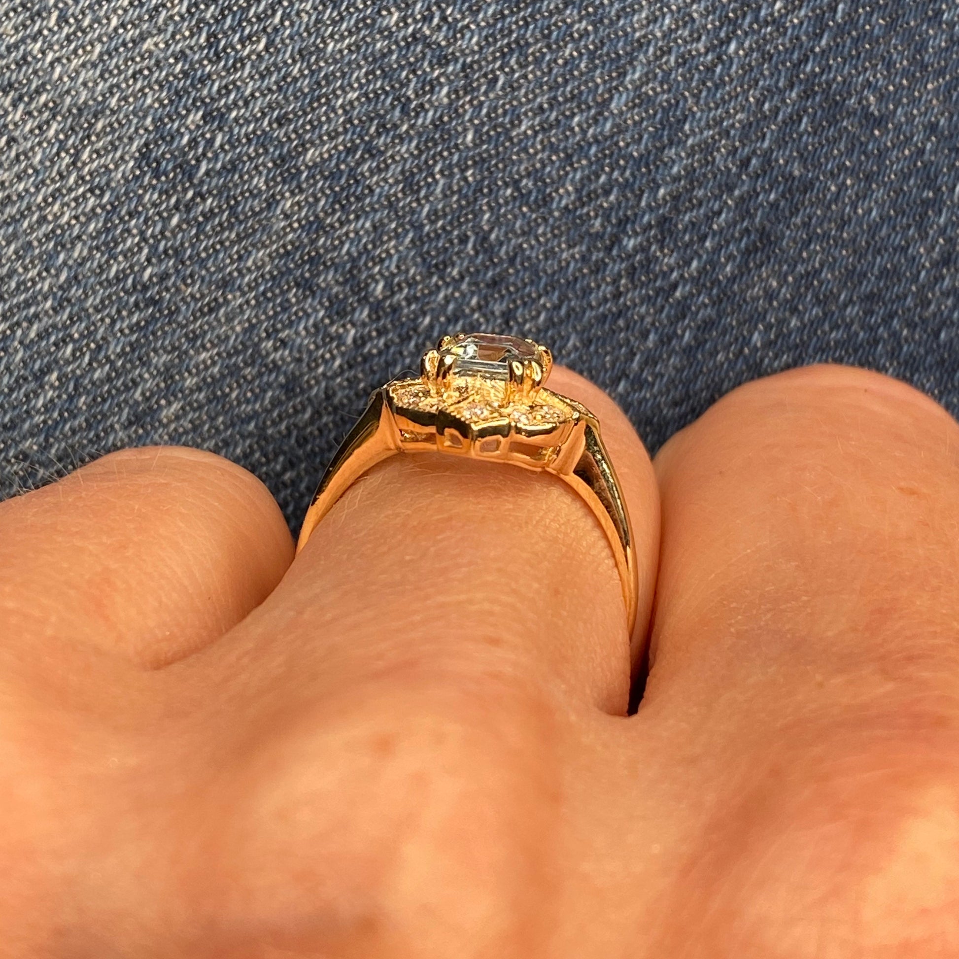 9ct Gold Aquamarine & Diamond Dress Ring - Tonneau Shape 9ct Gold Aquamarine & Diamond Dress Ring - Tonneau Shape