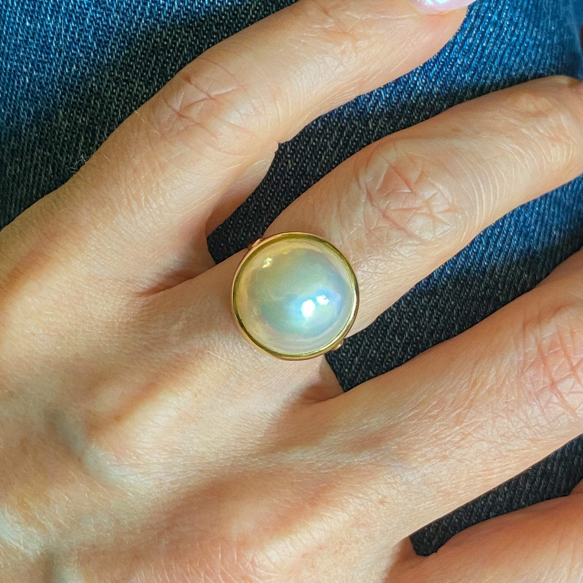 18ct Gold Mabé (Penguin) Pearl Ring | 16mm - John Ross Jewellers