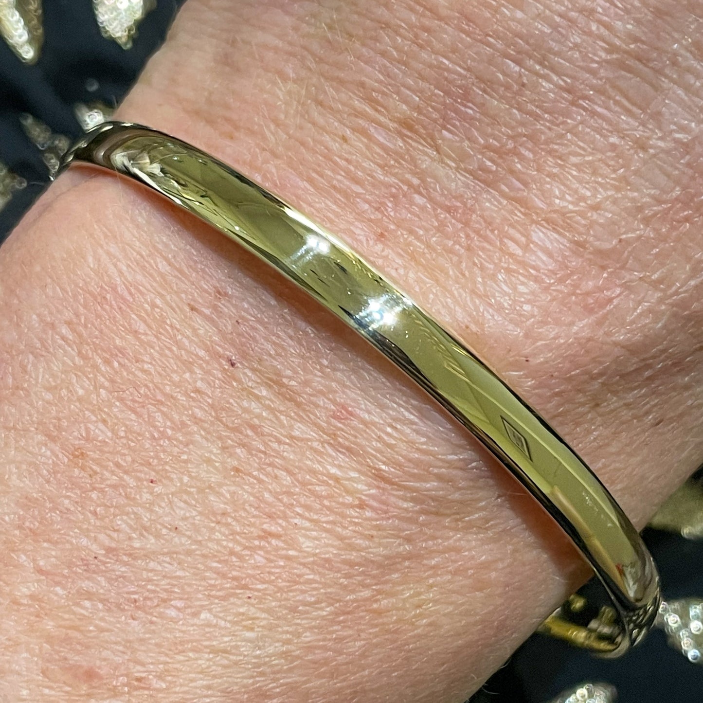 9ct Gold Classic Solid Polished Bangle | Court 5mm - John Ross Jewellers