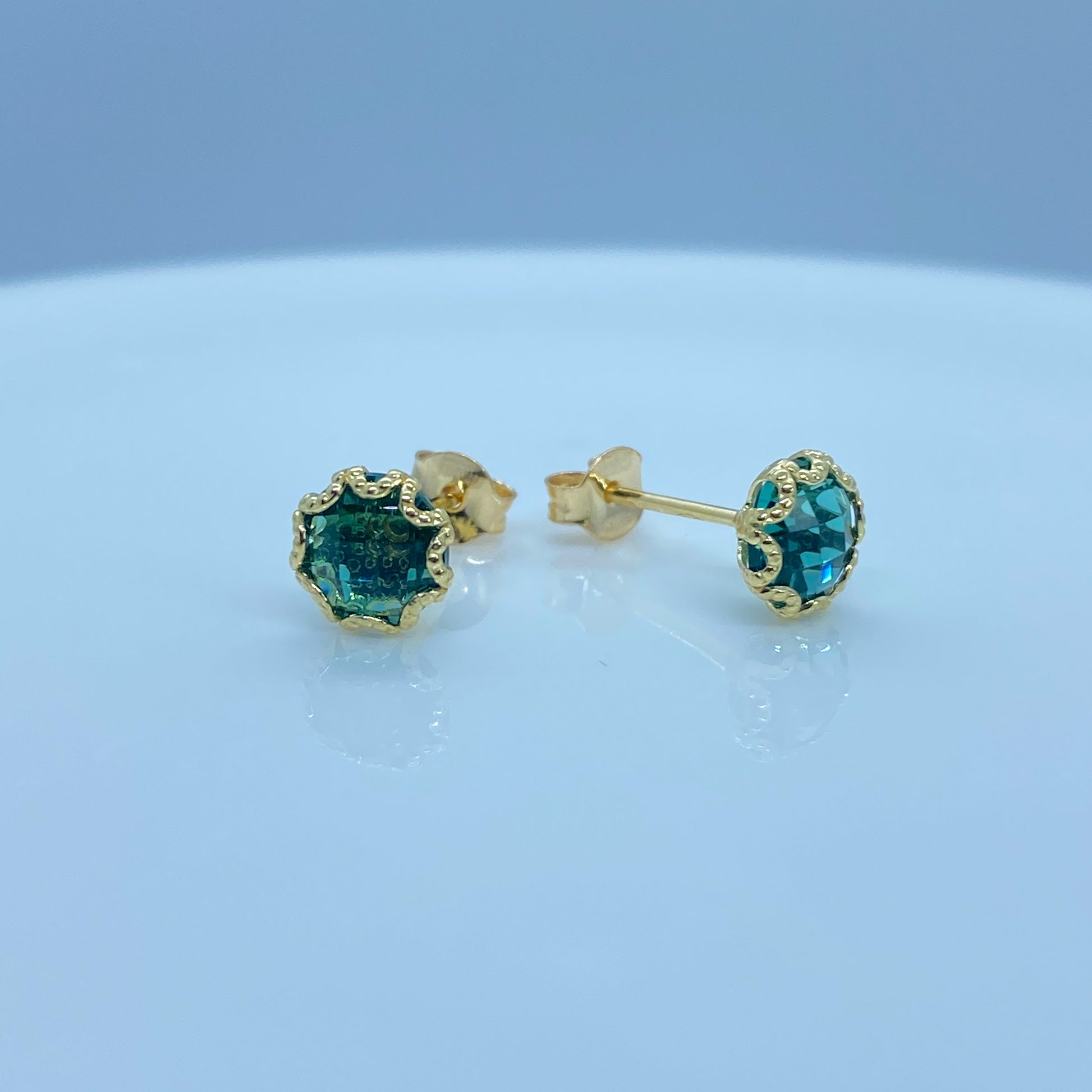18ct Gold Faceted Green Quartz Stud Earrings - John Ross Jewellers