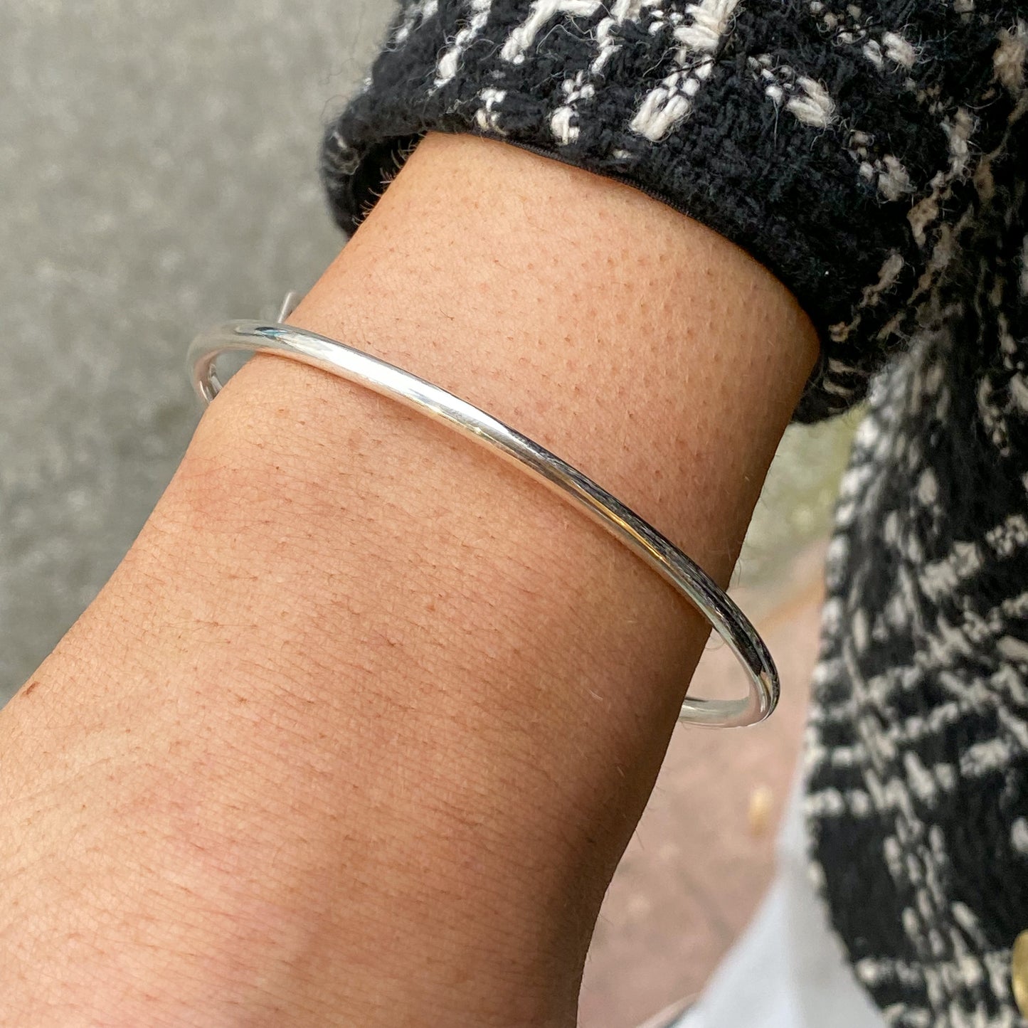 Silver Round Shaped Bangle | 3mm - John Ross Jewellers