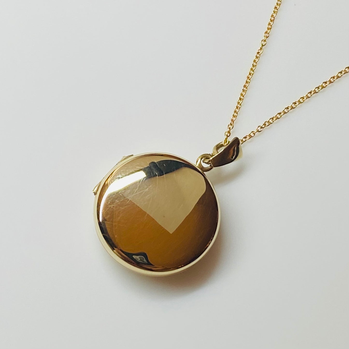 9ct Gold Round Polished Locket Necklace - John Ross Jewellers