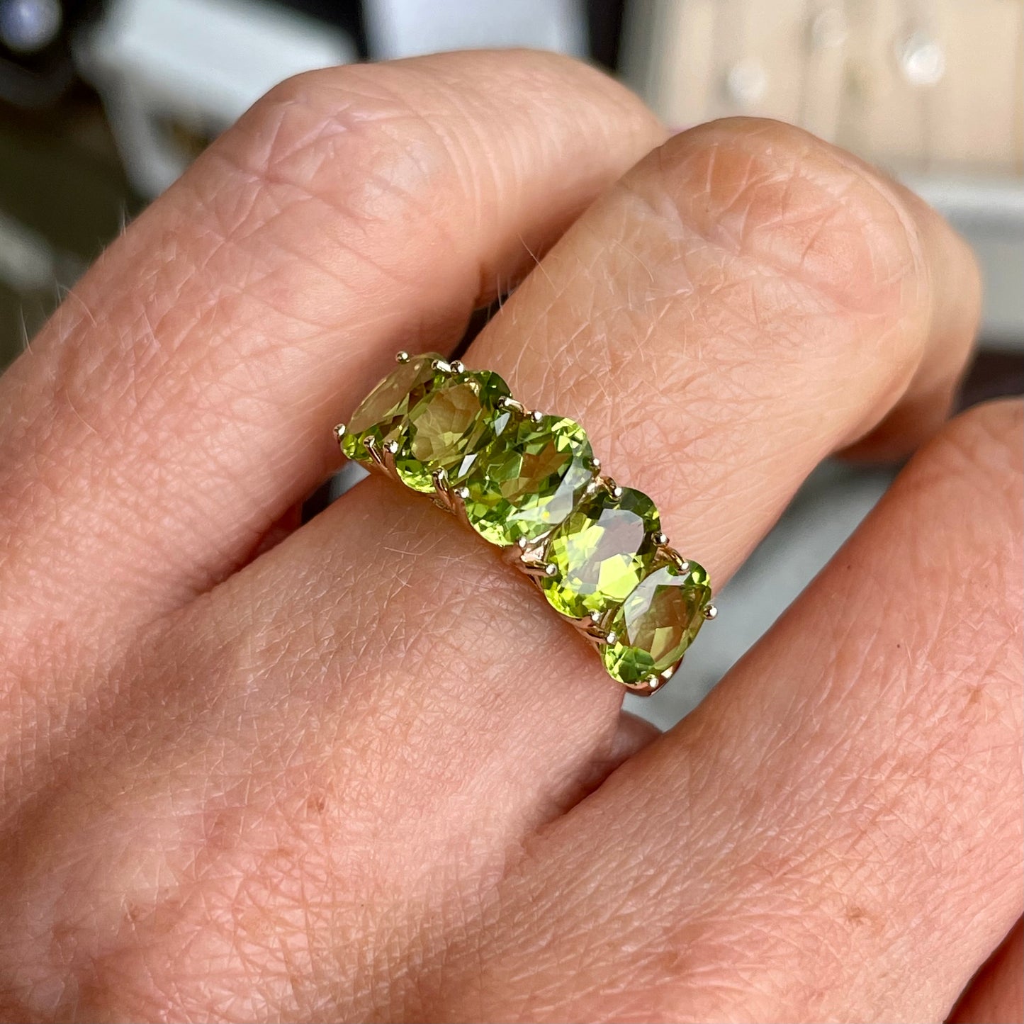 9ct Gold Peridot Stepped Ring - John Ross Jewellers