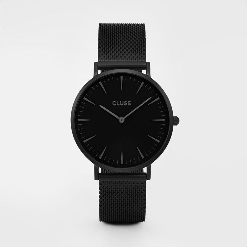 Striking black on black. Minimalist. Matte. Singular style that's subtle yet strong.  As with all the watches in the Boho Chic selection, you can easily customise this watch with any Boho Chic or La Roche strap. 